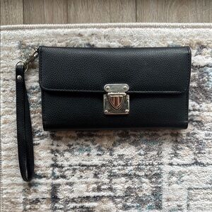 Ardene Black Wristlet Wallet